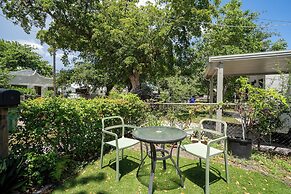 Miami Vacation Home 4 bedroom Parking.