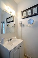 Miami Vacation Home 4 bedroom Parking.