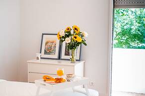 Seaside Elegance and Tranquility