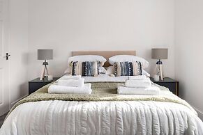 Immaculate 2-bed Apartment in Welwyn Garden City