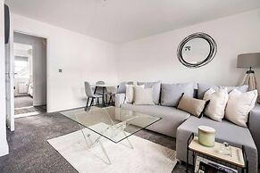 Immaculate 2-bed Apartment in Welwyn Garden City