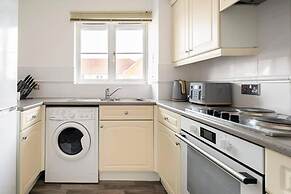 Immaculate 2-bed Apartment in Welwyn Garden City