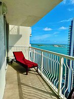 Miami Brickell unit Balcony Pool 1 pkg