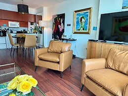 Miami Brickell unit Balcony Pool 1 pkg