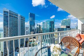Miami Brickell unit Balcony Pool 1 pkg