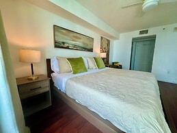 Miami Brickell unit Balcony Pool 1 pkg