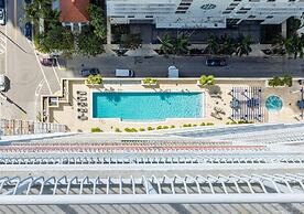 Miami Brickell unit Balcony Pool 1 pkg