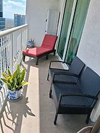 Miami Brickell unit Balcony Pool 1 pkg