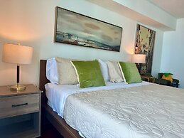 Miami Brickell unit Balcony Pool 1 pkg