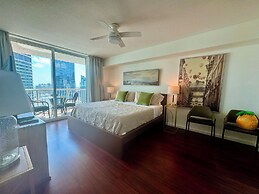 Miami Brickell unit Balcony Pool 1 pkg