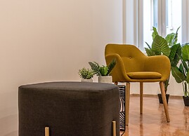 Ghiberti Apartments - Blue and Gold