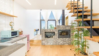 Jeju Geunalohu Pension