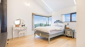 Jeju Geunalohu Pension