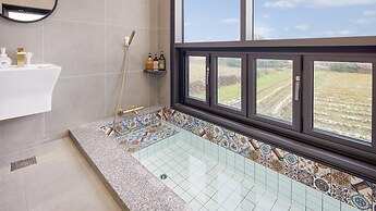 Jeju Geunalohu Pension