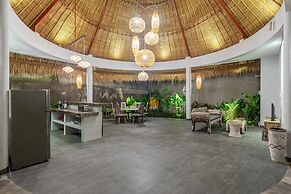 Brand New Luxury 3BR Villa Ethnic Ubud 3