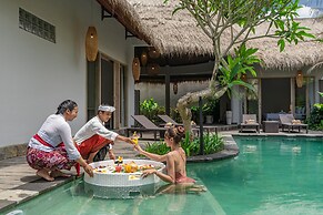 Brand New Luxury 3BR Villa Ethnic Ubud 3