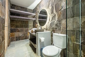 Brand New Luxury 3BR Villa Ethnic Ubud 3