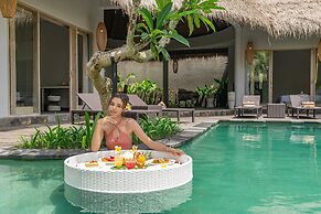 Brand New Luxury 3BR Villa Ethnic Ubud 3