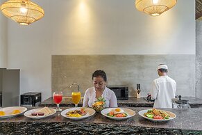 Brand New Luxury 3BR Villa Ethnic Ubud 3