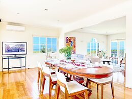 Classic Hampton Retreat