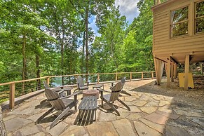 Lakefront Glass House Cabin w/ Mountain Views!