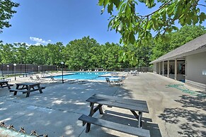 Lakefront Glass House Cabin w/ Mountain Views!