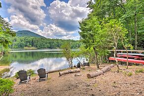 Lakefront Glass House Cabin w/ Mountain Views!