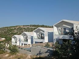 Pearl Nevelo Quality Villas