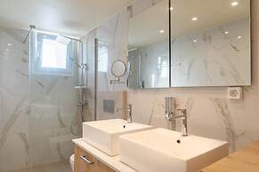 Pearl Nevelo Quality Villas