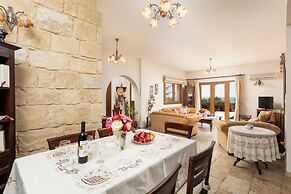 Villa Erato in Nea Dimmata