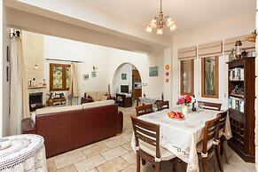 Villa Erato in Nea Dimmata