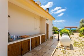 Villa Erato in Nea Dimmata