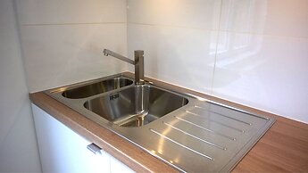 Almost White, Near Train, Metro N7688