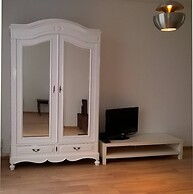 Almost White, Near Train, Metro N7688