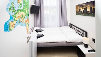 Apartment CONTINENTS by Train & Bus st.