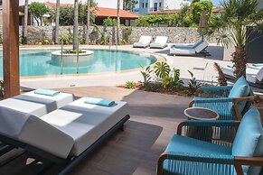 Noble Hotel Suites - Adults Only