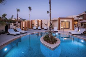 Noble Hotel Suites - Adults Only