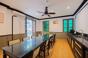 Sunset Bay Retreat Hotel