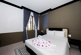 Sunset Bay Retreat Hotel