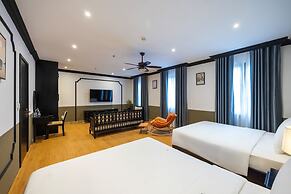 Sunset Bay Retreat Hotel