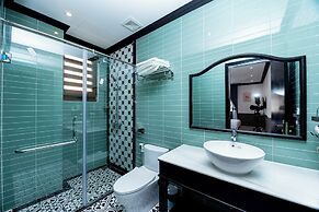 Sunset Bay Retreat Hotel