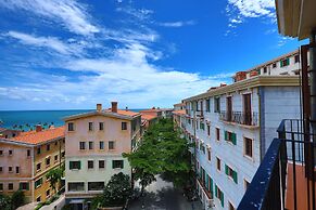 Sunset Bay Retreat Hotel