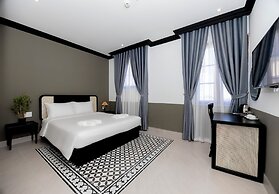 Sunset Bay Retreat Hotel