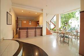 Capital O Galaxy Inn