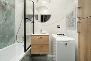 Apartment Near Lake Malta by Renters