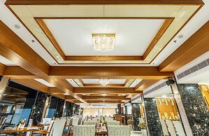 The Grand Cliff Resort Munnar