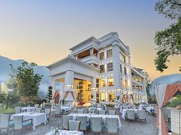 The Grand Cliff Resort Munnar