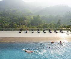The Grand Cliff Resort Munnar