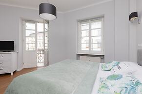 Chmielna 1/3 Studio #3 by Renters