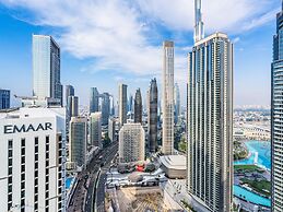 Spacious Apt With Burj Khalifa Views